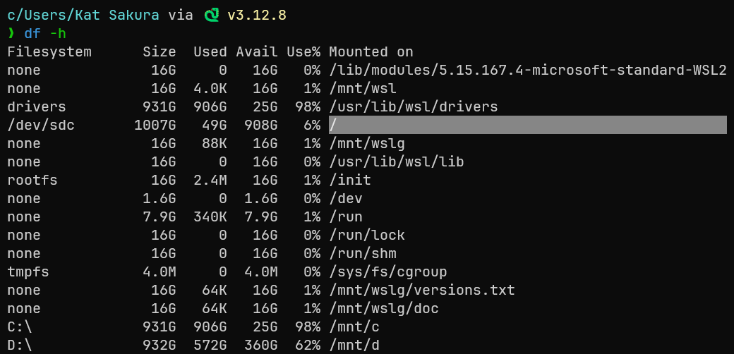 root partition `/` has 49 GiB used and 908 GiB free.